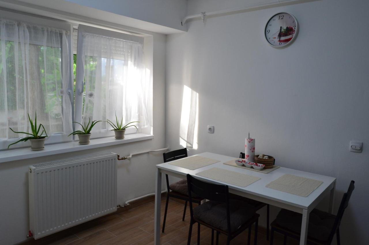 Mikmari Apartman Subotica Exterior photo